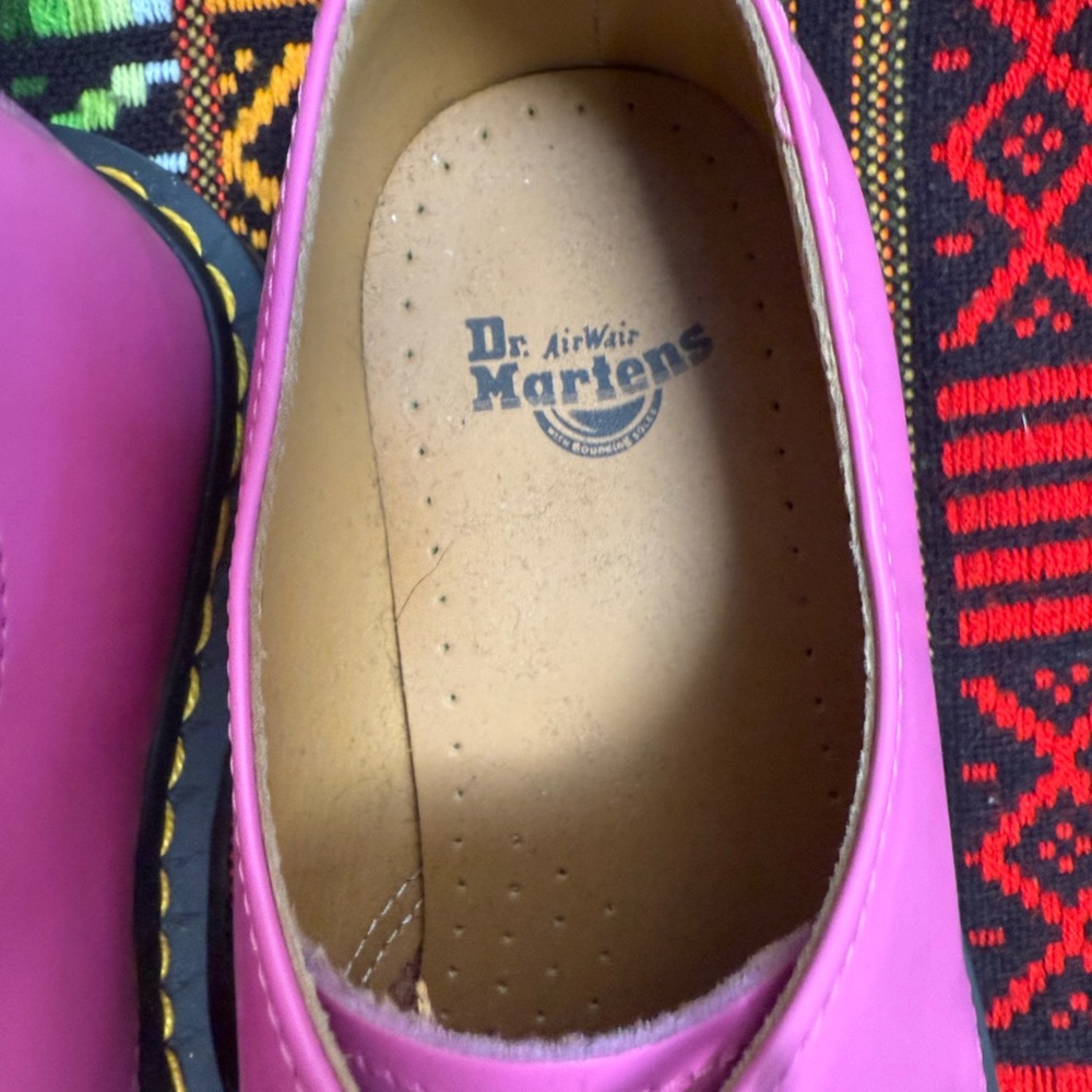 ✨🩷NWT Dr. Martens Bubble Gum Pink Leather Oxfords🩷✨ - Picture 4 of 5